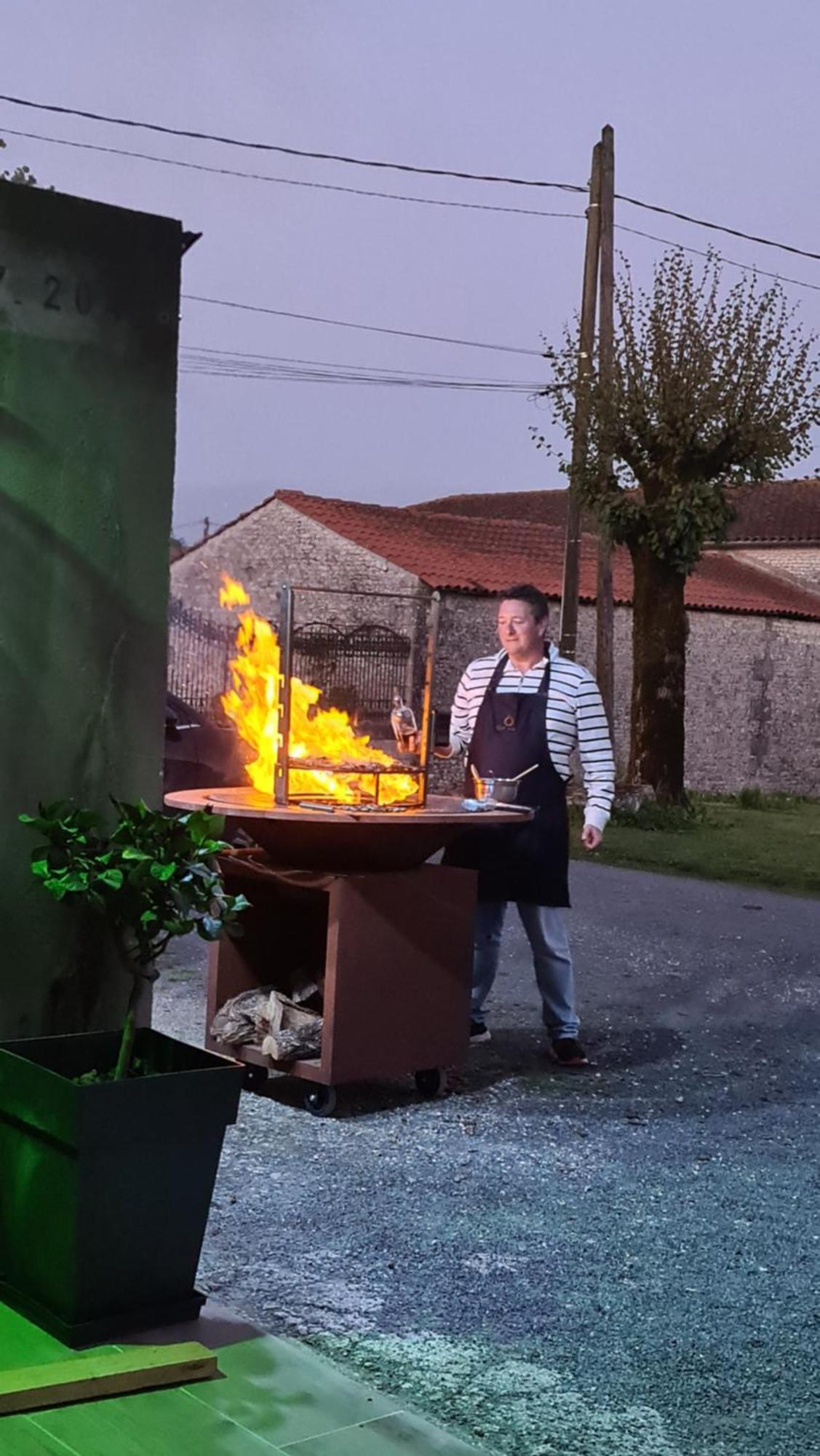 Gites De 2 A 11 Personnes Au Domaine D'Usson Echebrune エクステリア 写真