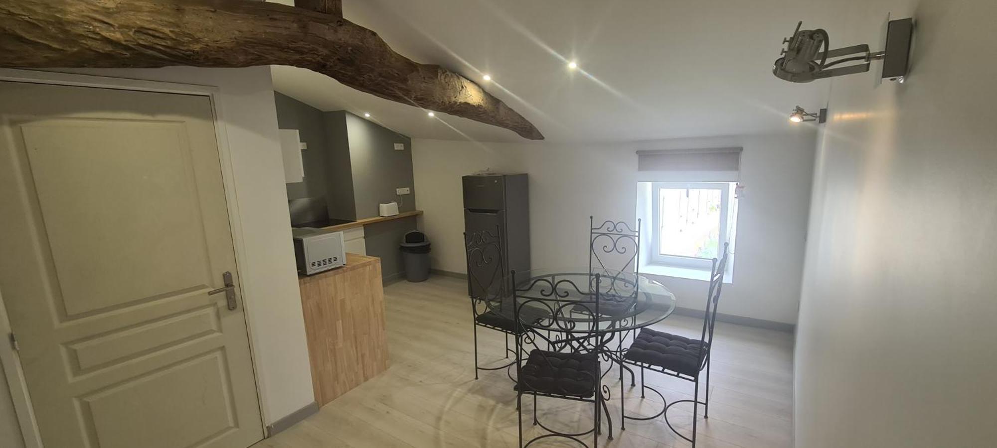 Gites De 2 A 11 Personnes Au Domaine D'Usson Echebrune エクステリア 写真