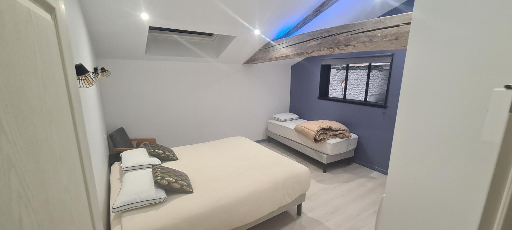 Gites De 2 A 11 Personnes Au Domaine D'Usson Echebrune エクステリア 写真
